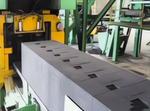 horizontal molding machine